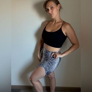 Windsor Snakeskin Sequins Mini Skirt Stretchy Slit Small Party Club